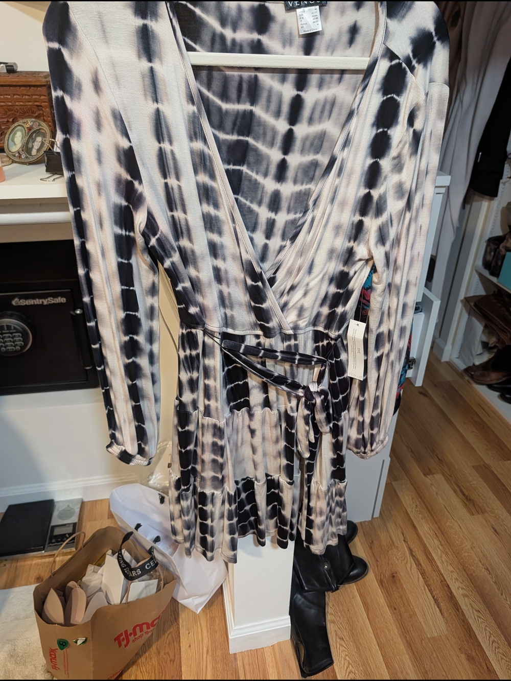 VENUS Black and Cream Tie-Dye Wrap Dress
